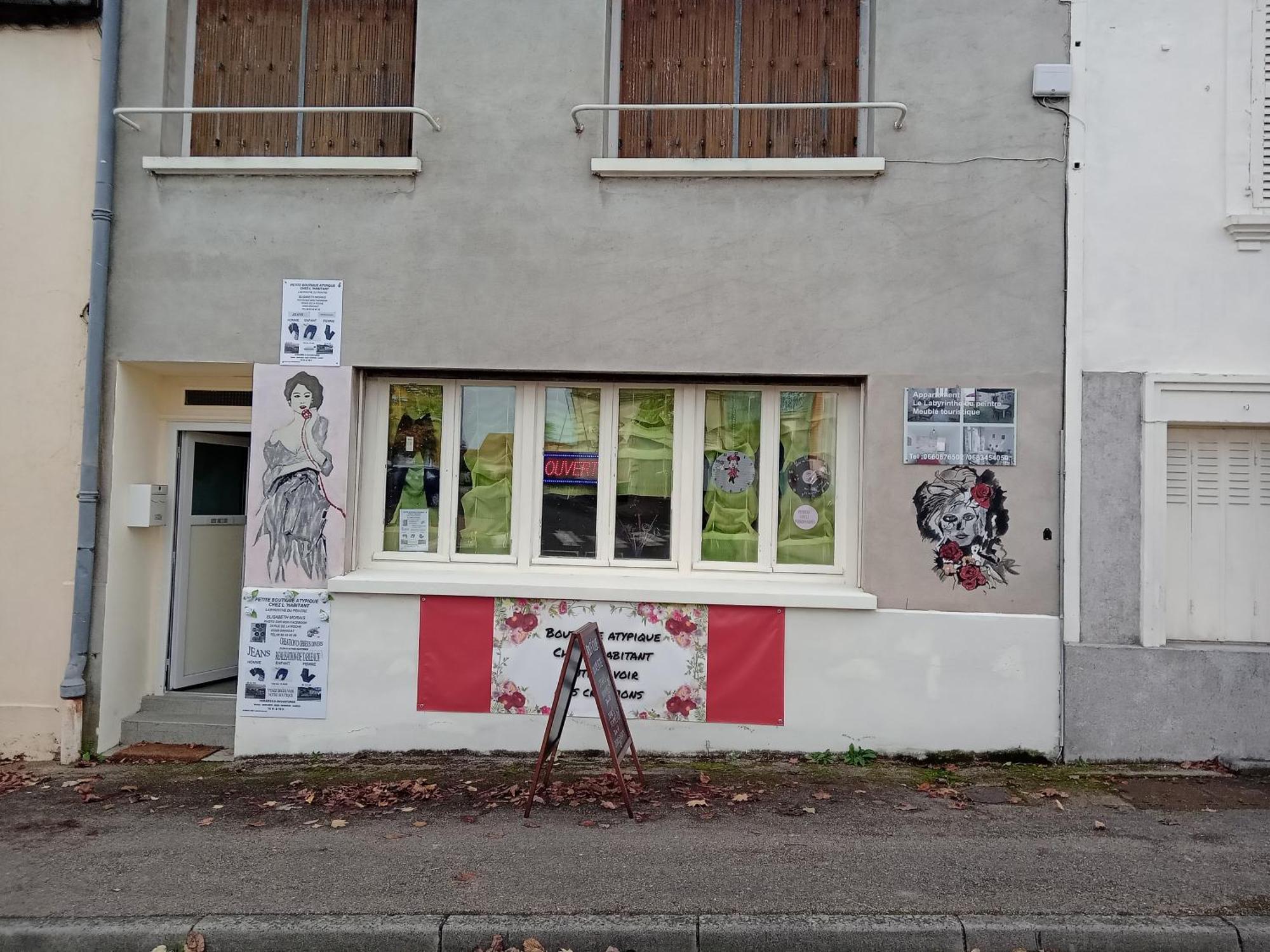 Appartement Le Labyrinthe Du Peintre Bransat Exterior foto